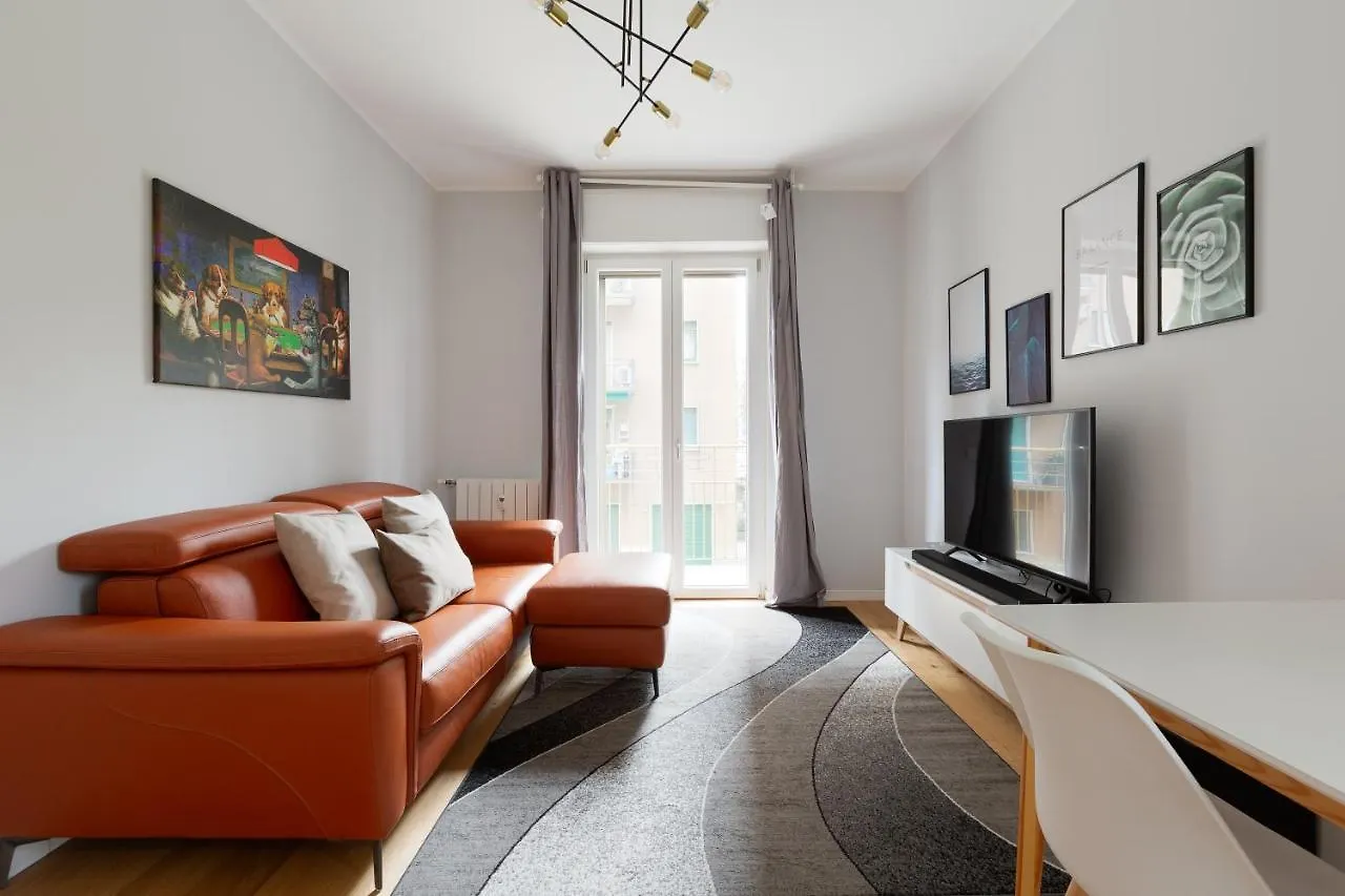 Cimiano M2 Balcony Apartment Milan