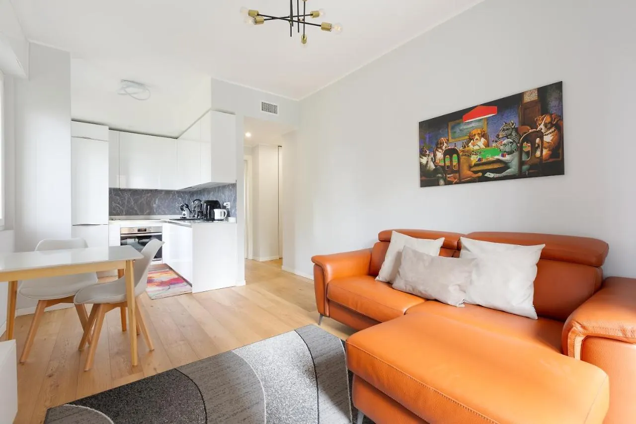 Cimiano M2 Balcony Apartment Milan